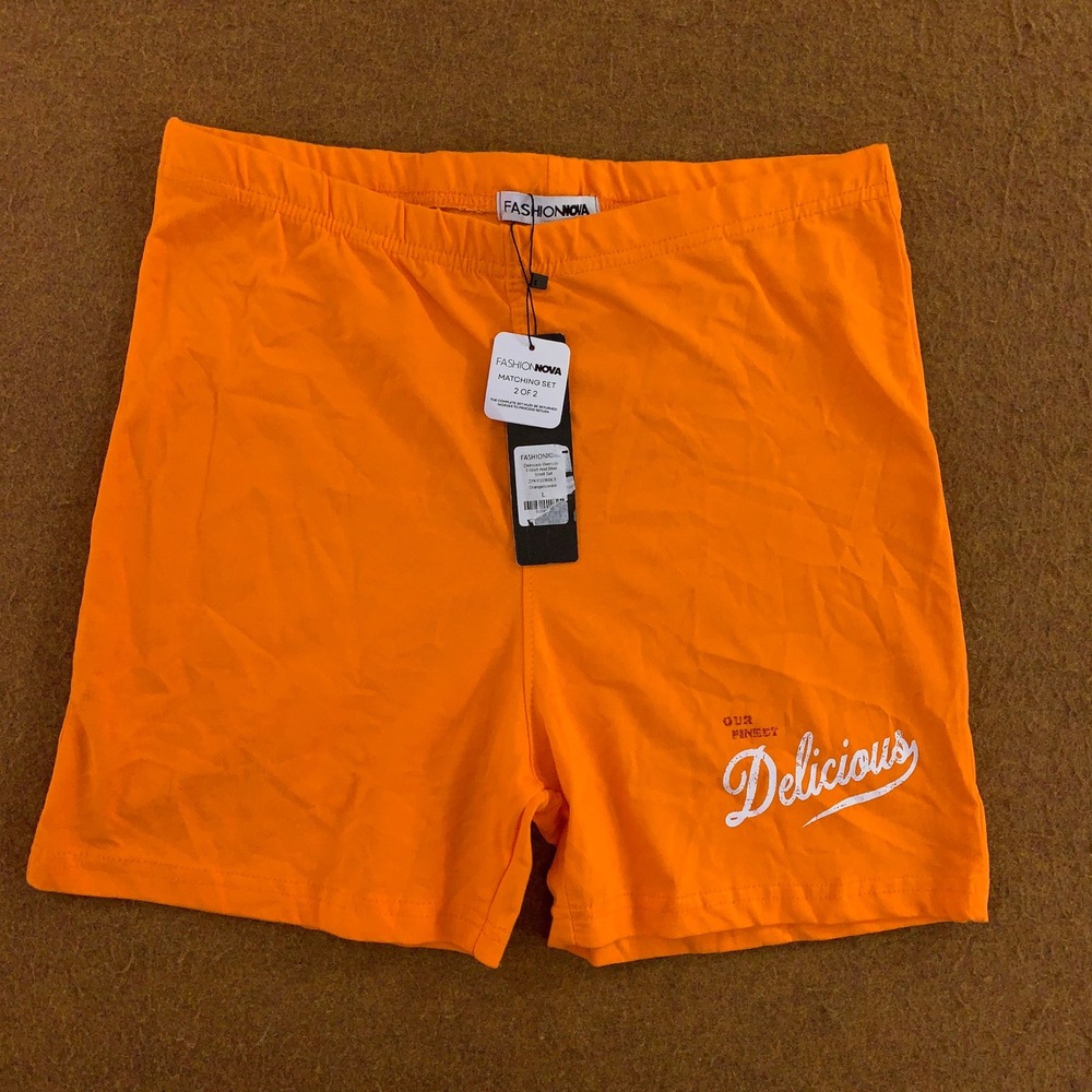 Fashion Nova Womens Large Orange Delicious Graphic Print Biker Shorts NWT